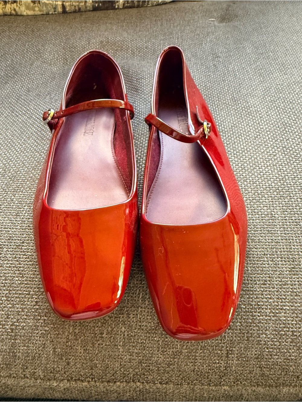 New Women’s burgundy Patent Mary Jane Flats